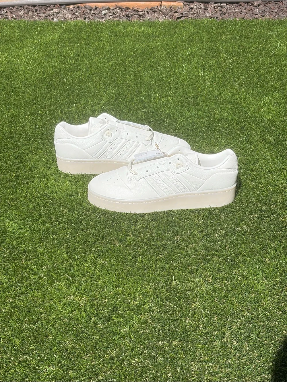 adidas Rivalry Lux Low Cloud White Ivory IF7184 Men's Size 11.5 New With Box